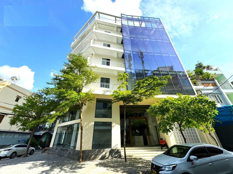 HALO BUILDING 3 THÁNG 2 																