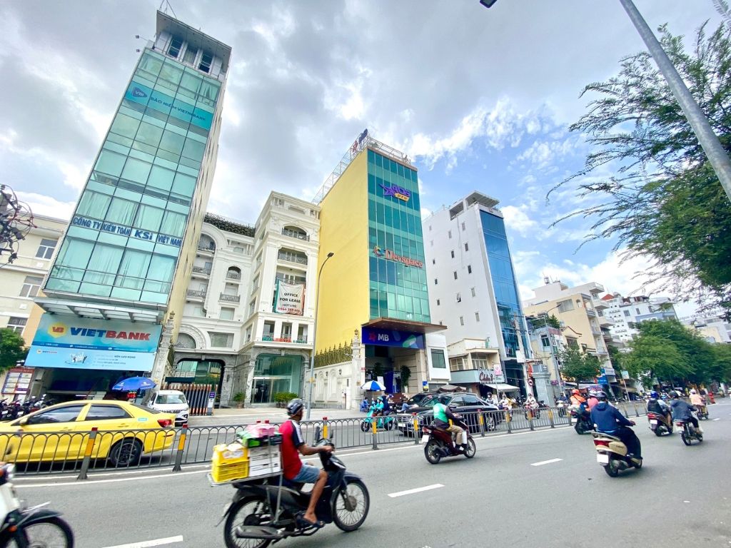 realty-90-le-van-duyet-3-08978afa-d66d-4e64-822c-bcf658c69cb7.JPEG