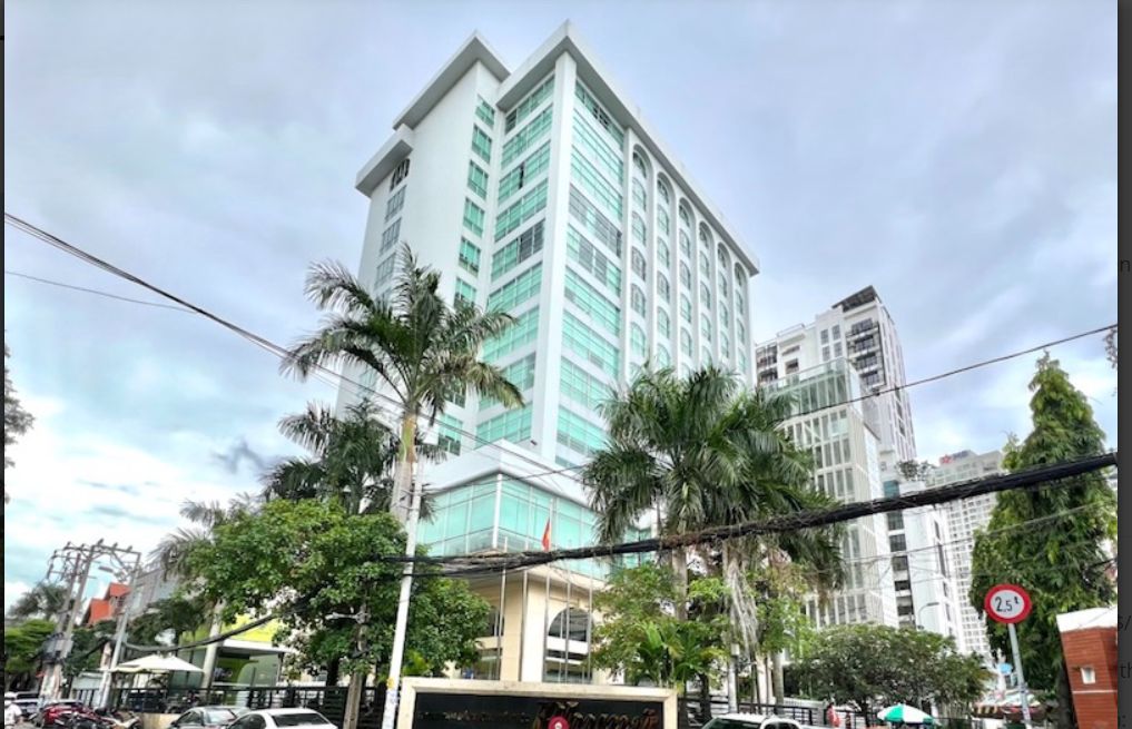 Bao Phu Nu Building