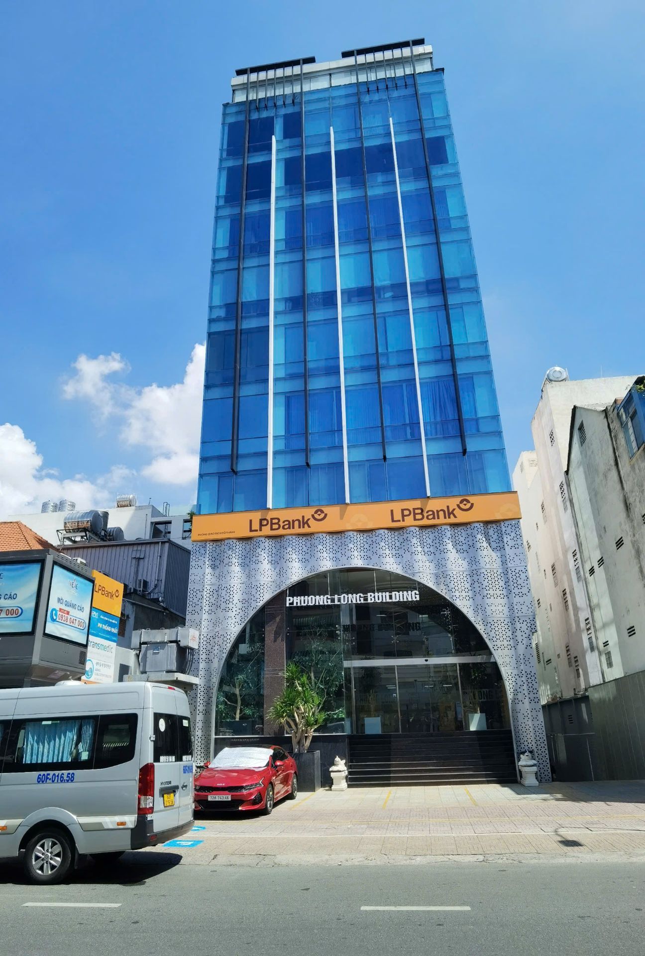 Phuong Long Building